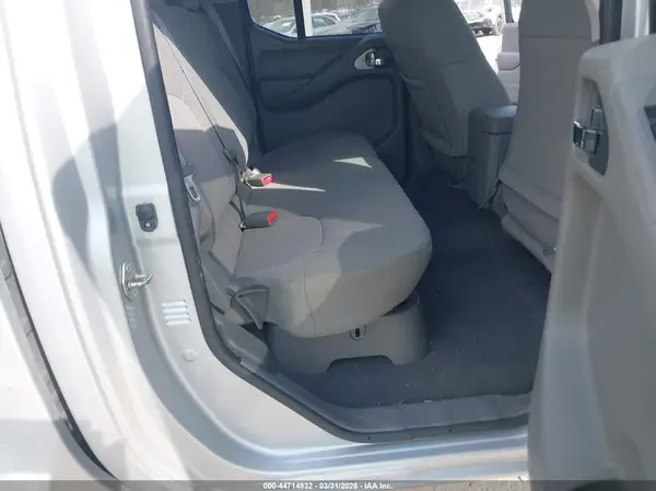 1N6AD0EV2KN749527 2019 NISSAN NAVARA (FRONTIER) - Image 8