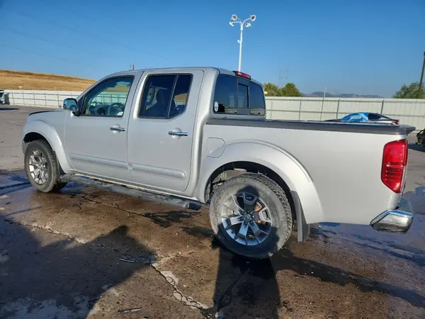 1N6AD0EV2KN762018 2019 NISSAN NAVARA (FRONTIER) - Image 2