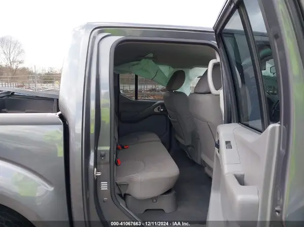 1N6AD0EV2KN770510 2019 NISSAN NAVARA (FRONTIER) - Image 8