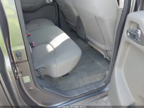 1N6AD0EV3GN741511 2016 NISSAN NAVARA (FRONTIER) - Image 8