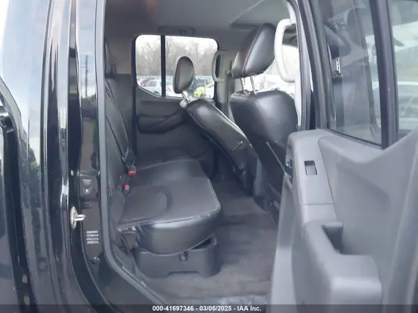 1N6AD0EV3GN762441 2016 NISSAN NAVARA (FRONTIER) - Image 8