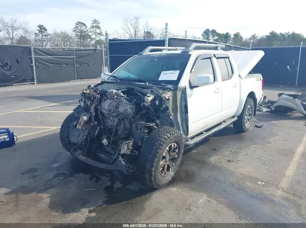 1N6AD0EV3GN765694 2016 NISSAN NAVARA (FRONTIER) - Image 2