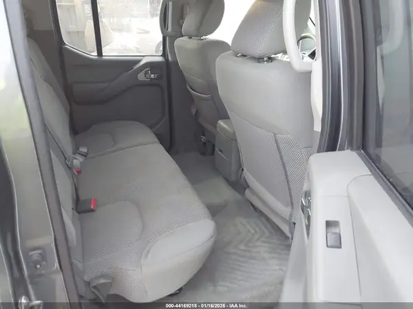1N6AD0EV3GN775500 2016 NISSAN NAVARA (FRONTIER) - Image 8
