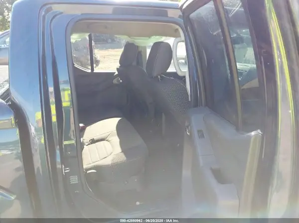 1N6AD0EV3GN783158 2016 NISSAN NAVARA (FRONTIER) - Image 8
