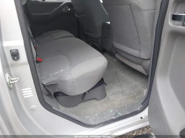 1N6AD0EV3GN790126 2016 NISSAN NAVARA (FRONTIER) - Image 8