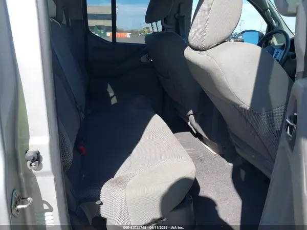 1N6AD0EV3HN705755 2017 NISSAN NAVARA (FRONTIER) - Image 8