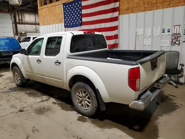 1N6AD0EV3HN747732 2017 NISSAN NAVARA (FRONTIER) - Image 2