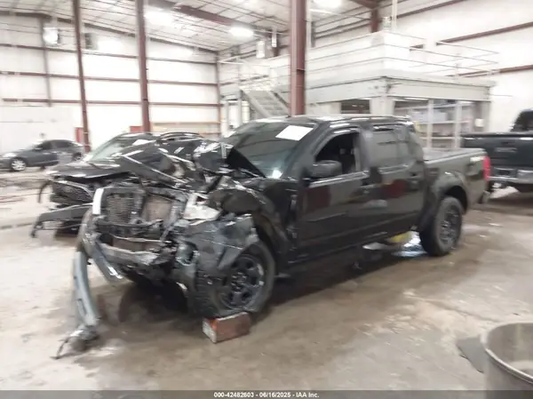 1N6AD0EV3JN737093 2018 NISSAN NAVARA (FRONTIER) - Image 2