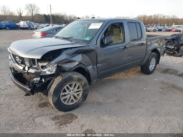 1N6AD0EV3JN772734 2018 NISSAN NAVARA (FRONTIER) - Image 2