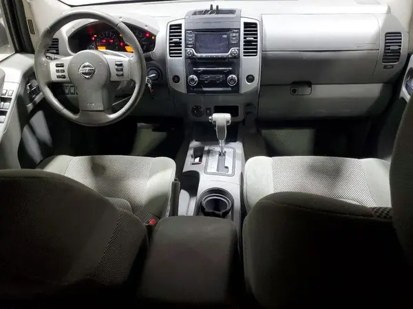 1N6AD0EV4GN714589 2016 NISSAN NAVARA (FRONTIER) - Image 8