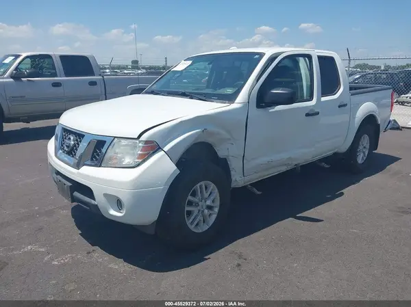 1N6AD0EV4GN720926 2016 NISSAN NAVARA (FRONTIER) - Image 2