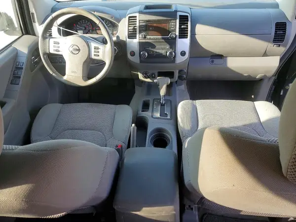 1N6AD0EV4GN725365 2016 NISSAN NAVARA (FRONTIER) - Image 8