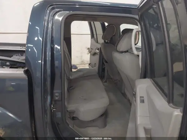 1N6AD0EV4GN743851 2016 NISSAN NAVARA (FRONTIER) - Image 8