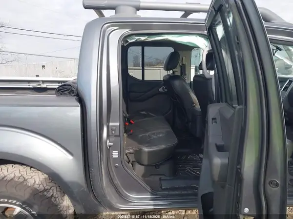 1N6AD0EV4GN779734 2016 NISSAN NAVARA (FRONTIER) - Image 8