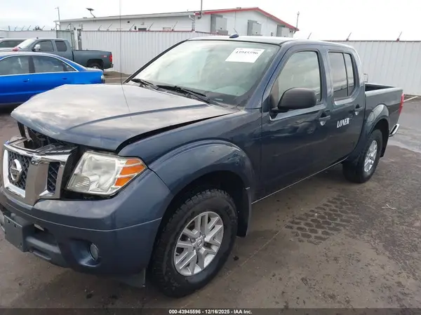 1N6AD0EV4GN780902 2016 NISSAN NAVARA (FRONTIER) - Image 2