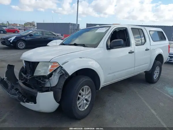 1N6AD0EV4GN790460 2016 NISSAN NAVARA (FRONTIER) - Image 2