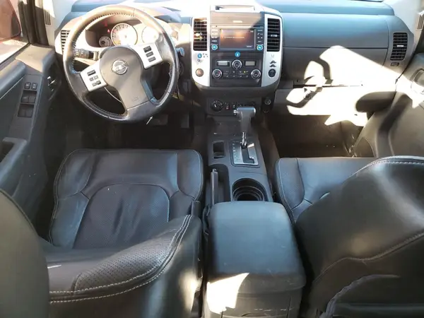 1N6AD0EV4GN796288 2016 NISSAN NAVARA (FRONTIER) - Image 8