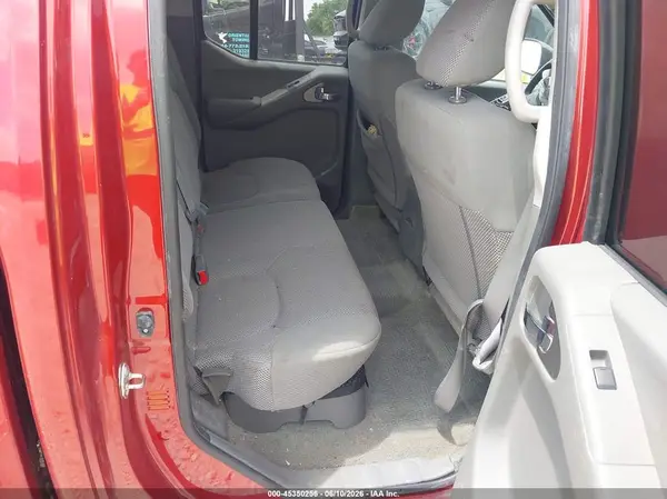 1N6AD0EV4GN799031 2016 NISSAN NAVARA (FRONTIER) - Image 8
