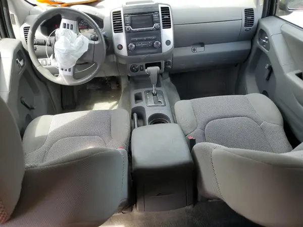 1N6AD0EV4HN735024 2017 NISSAN NAVARA (FRONTIER) - Image 8