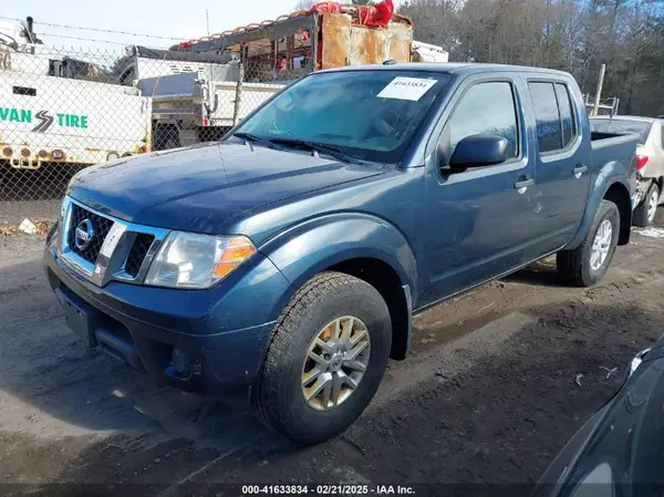 1N6AD0EV4HN736979 2017 NISSAN NAVARA (FRONTIER) - Image 2