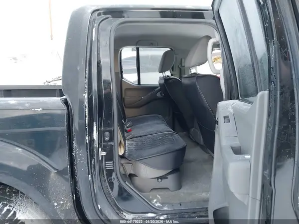 1N6AD0EV4HN750302 2017 NISSAN NAVARA (FRONTIER) - Image 8