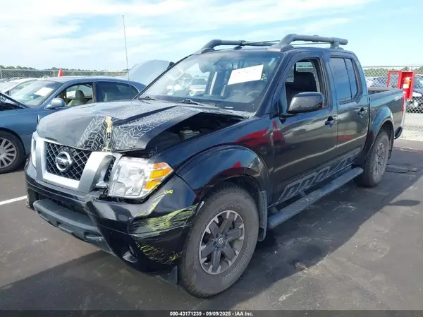 1N6AD0EV4HN765866 2017 NISSAN NAVARA (FRONTIER) - Image 2