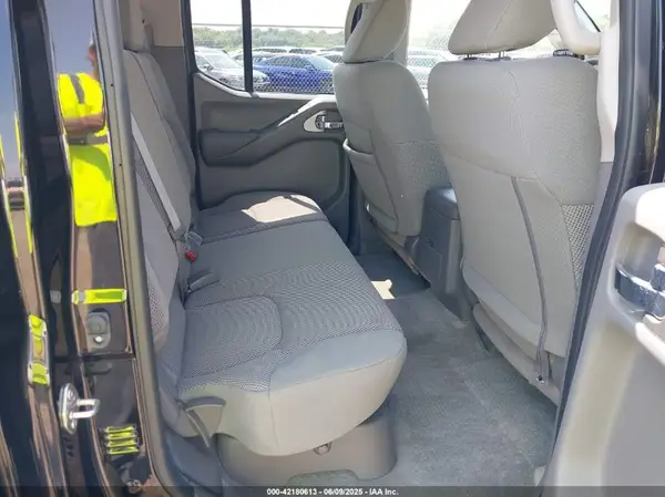 1N6AD0EV4JN721288 2018 NISSAN NAVARA (FRONTIER) - Image 8