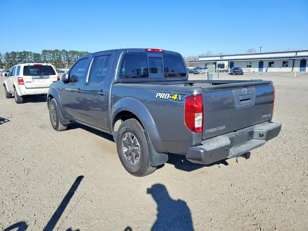 1N6AD0EV4JN729410 2018 NISSAN NAVARA (FRONTIER) - Image 2