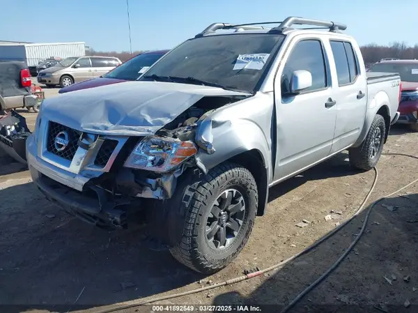 1N6AD0EV4JN749480 2018 NISSAN NAVARA (FRONTIER) - Image 2