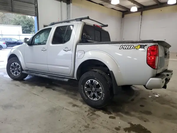 1N6AD0EV5GN708848 2016 NISSAN NAVARA (FRONTIER) - Image 2