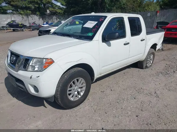 1N6AD0EV5GN795909 2016 NISSAN NAVARA (FRONTIER) - Image 2