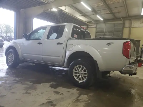 1N6AD0EV5HN756478 2017 NISSAN NAVARA (FRONTIER) - Image 2