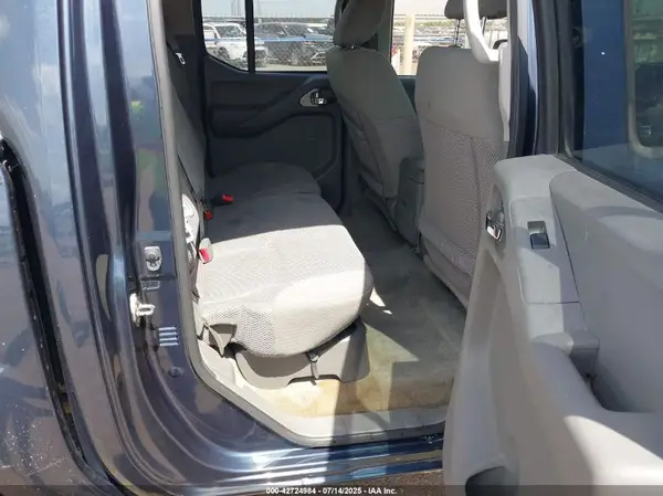 1N6AD0EV5HN761728 2017 NISSAN NAVARA (FRONTIER) - Image 8