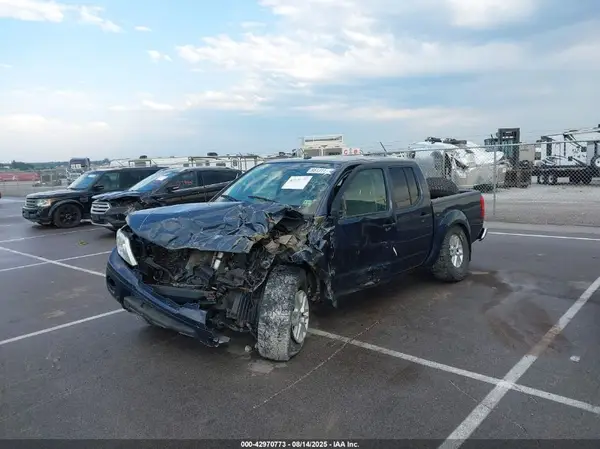 1N6AD0EV5HN775564 2017 NISSAN NAVARA (FRONTIER) - Image 2