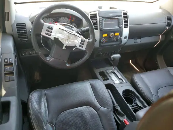 1N6AD0EV6GN705585 2016 NISSAN NAVARA (FRONTIER) - Image 8