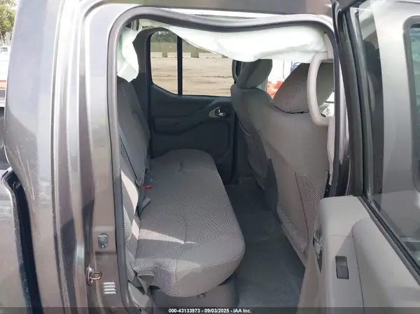 1N6AD0EV6GN741793 2016 NISSAN NAVARA (FRONTIER) - Image 8