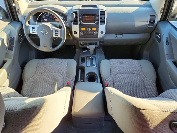 1N6AD0EV6HN716586 2017 NISSAN NAVARA (FRONTIER) - Image 8