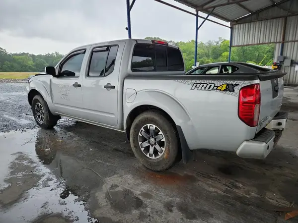 1N6AD0EV6JN744362 2018 NISSAN NAVARA (FRONTIER) - Image 2
