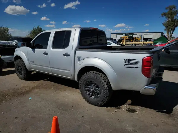 1N6AD0EV6KN724615 2019 NISSAN NAVARA (FRONTIER) - Image 2