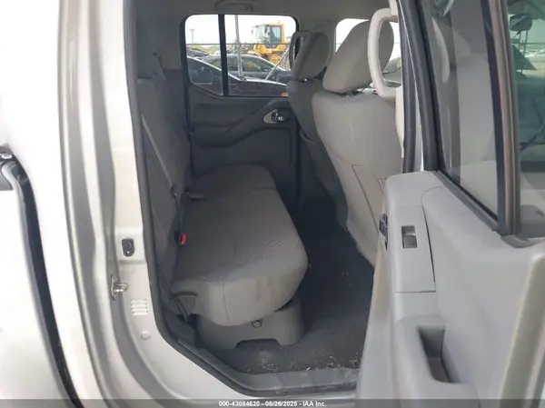 1N6AD0EV6KN735548 2019 NISSAN NAVARA (FRONTIER) - Image 8
