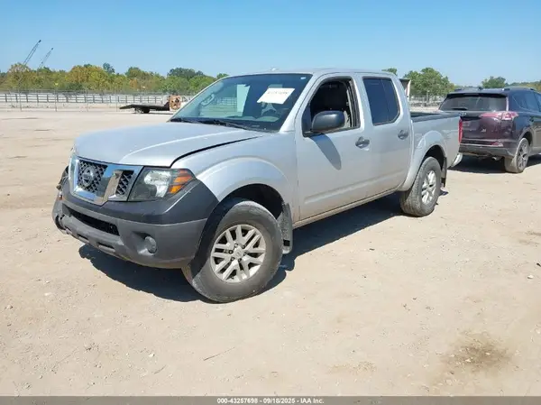 1N6AD0EV7GN702467 2016 NISSAN NAVARA (FRONTIER) - Image 2