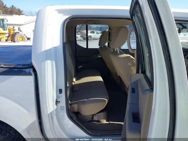 1N6AD0EV7GN716627 2016 NISSAN NAVARA (FRONTIER) - Image 8