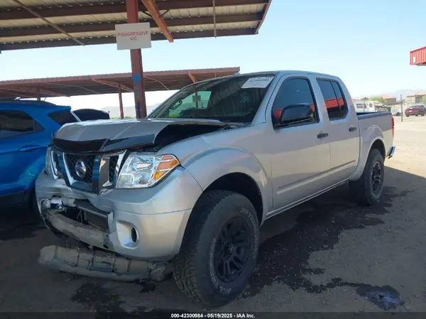 1N6AD0EV7GN718006 2016 NISSAN NAVARA (FRONTIER) - Image 2