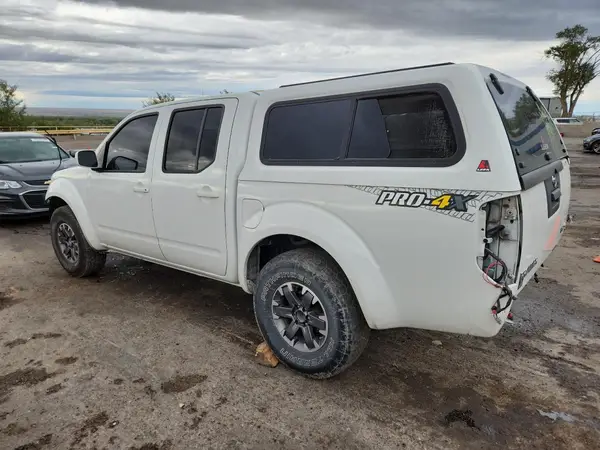1N6AD0EV7GN739082 2016 NISSAN NAVARA (FRONTIER) - Image 2