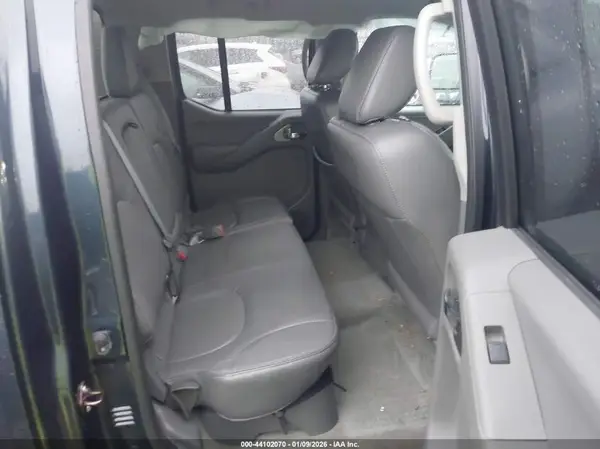 1N6AD0EV7GN748347 2016 NISSAN NAVARA (FRONTIER) - Image 8