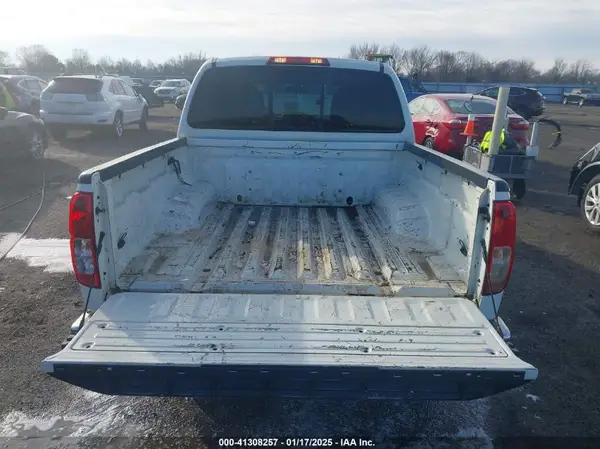 1N6AD0EV7GN791926 2016 NISSAN NAVARA (FRONTIER) - Image 8