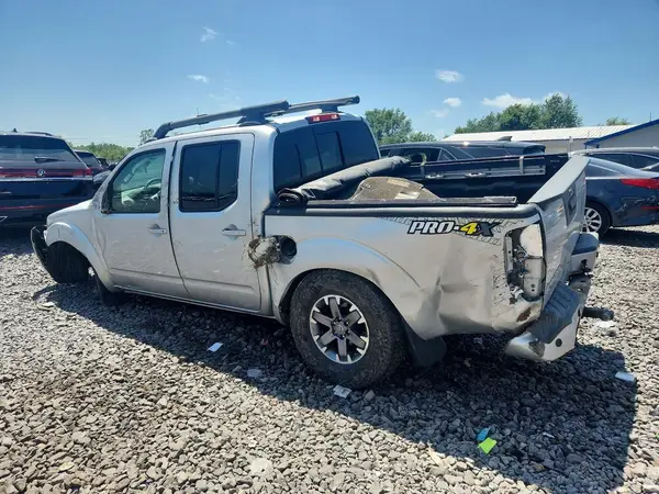 1N6AD0EV7HN712627 2017 NISSAN NAVARA (FRONTIER) - Image 2