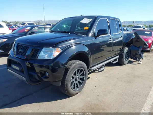 1N6AD0EV7HN715656 2017 NISSAN NAVARA (FRONTIER) - Image 2
