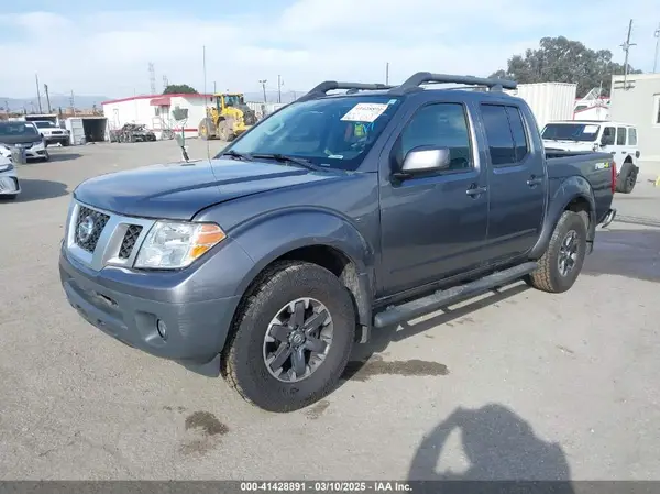 1N6AD0EV7HN756966 2017 NISSAN NAVARA (FRONTIER) - Image 2