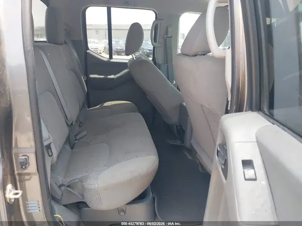1N6AD0EV7HN757406 2017 NISSAN NAVARA (FRONTIER) - Image 8
